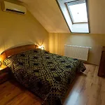 Balazs Szallo Apartment Gyula