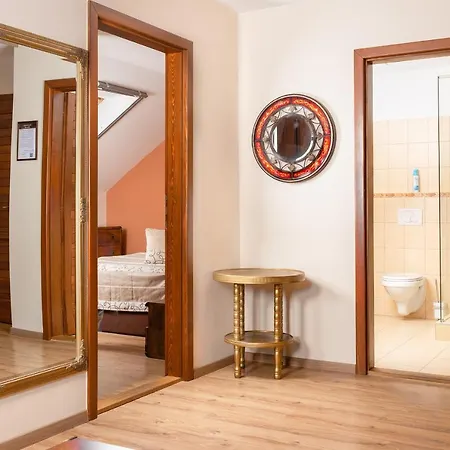 Balazs Szallo Apartmán *