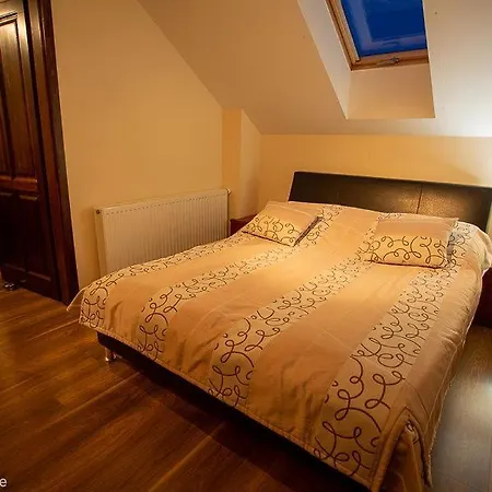 Balazs Szallo * Gyula