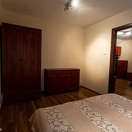 Apartment Balazs Szallo *