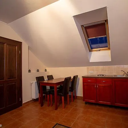 Balazs Szallo 귤러