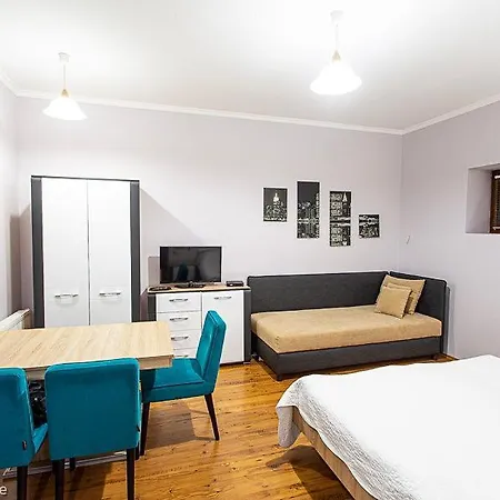 Balazs Szallo * Gyula