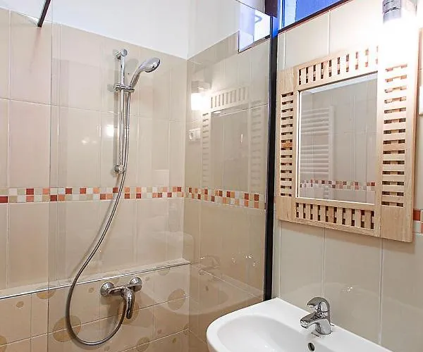 Balazs Szallo דירה