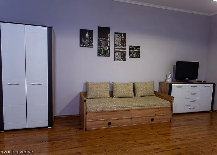 Balazs Szallo דירה